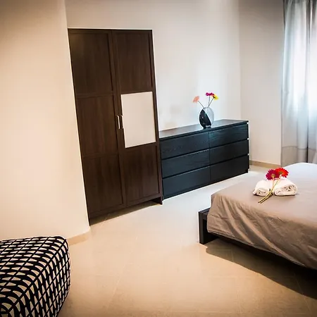 Gioli * 滨海波利尼亚诺